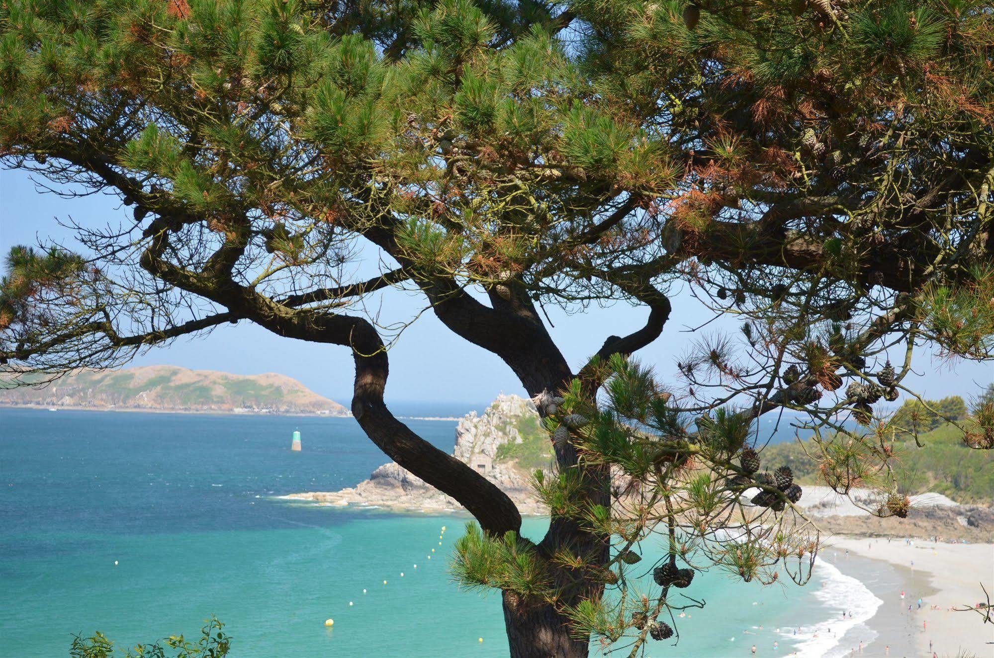 Hotel Les Costans, The Originals Relais Perros-Guirec Exterior photo